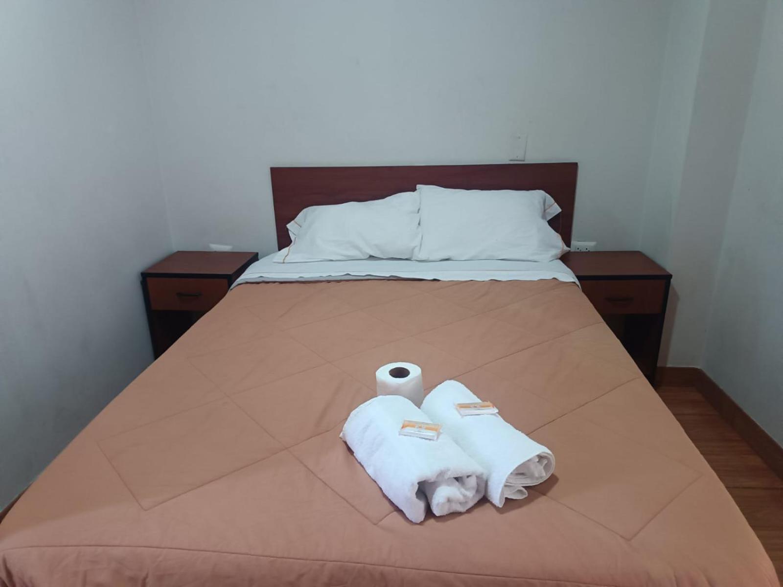 Hostal Yuraq Wasi 596 Ayacucho Exteriör bild