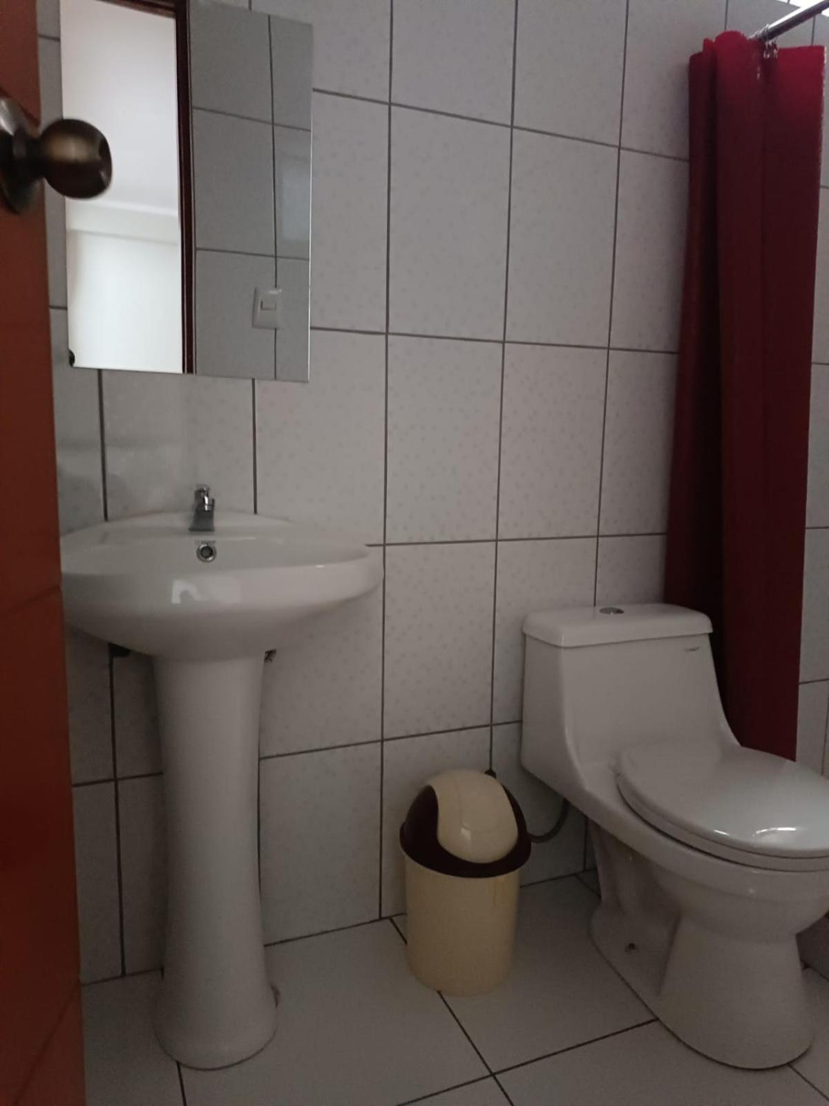 Hostal Yuraq Wasi 596 Ayacucho Exteriör bild