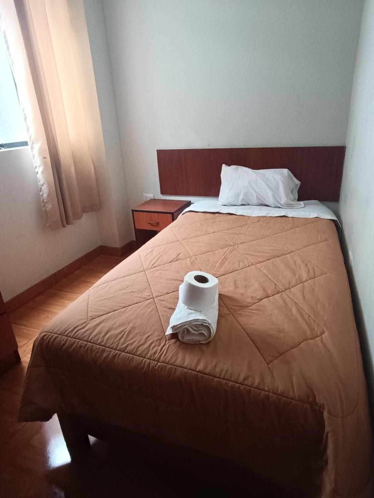 Hostal Yuraq Wasi 596 Ayacucho Exteriör bild